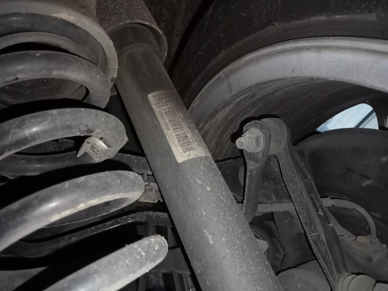 Recambio de amortiguador trasero derecho para bmw serie 1 lim. (f20) 116d referencia OEM IAM   