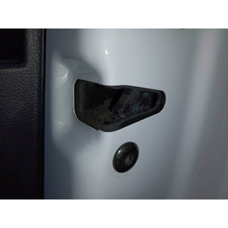 Recambio de cerradura puerta trasera derecha para skoda fabia combi familiar comfort referencia OEM IAM   