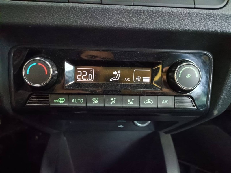Recambio de mando climatizador para skoda fabia combi familiar comfort referencia OEM IAM   