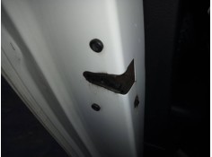 CERRADURA PUERTA TRASERA IZQUIERDA 