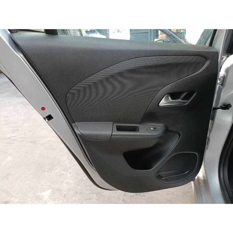 Recambio de guarnecido puerta trasera izquierda para opel corsa f cosmos referencia OEM IAM   