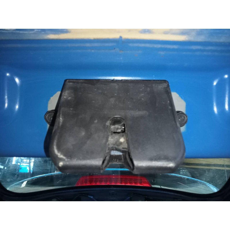 Recambio de cerradura maletero / porton para hyundai tucson essence 2wd referencia OEM IAM   