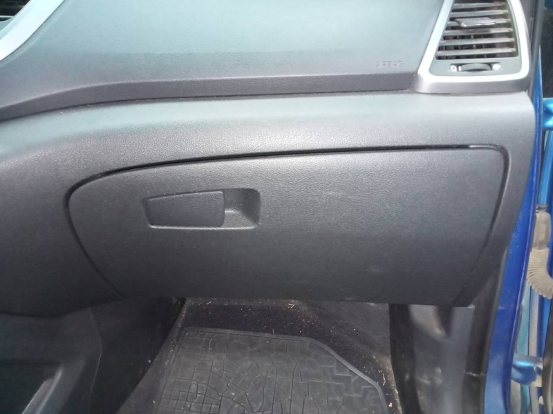 Recambio de guantera para hyundai tucson essence 2wd referencia OEM IAM   