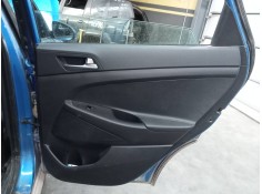 Recambio de guarnecido puerta trasera derecha para hyundai tucson essence 2wd referencia OEM IAM   