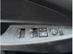 Recambio de mando elevalunas delantero izquierdo para hyundai tucson essence 2wd referencia OEM IAM   