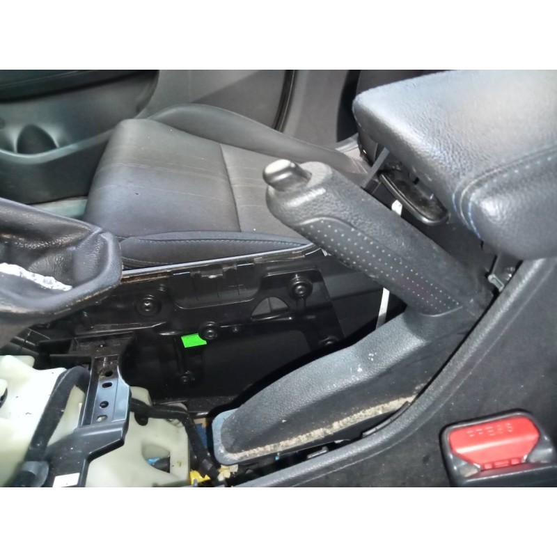 Recambio de palanca freno de mano para hyundai tucson essence 2wd referencia OEM IAM   