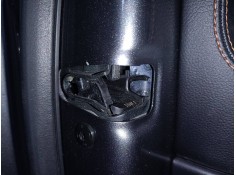 CERRADURA PUERTA DELANTERA IZQUIERDA 