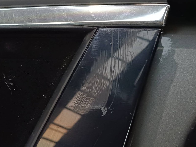 Recambio de puerta delantera izquierda para jaguar xe prestige referencia OEM IAM   