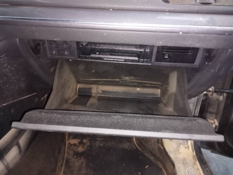 Recambio de guantera para volkswagen golf vii lim. (bq1) sport referencia OEM IAM   