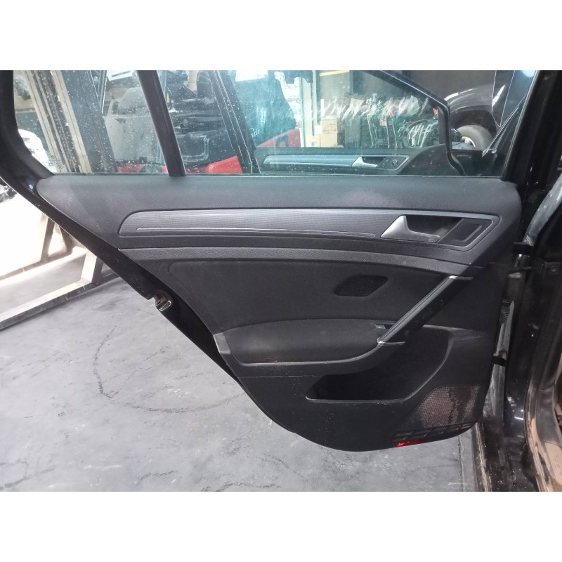 Recambio de guarnecido puerta trasera izquierda para volkswagen golf vii lim. (bq1) sport referencia OEM IAM   