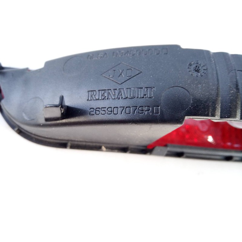 Recambio de luz central de freno para dacia sandero stepway referencia OEM IAM 265907079R  E1-A1-39-1