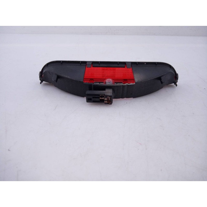 Recambio de luz central de freno para dacia sandero stepway referencia OEM IAM 265907079R  E1-A1-39-1