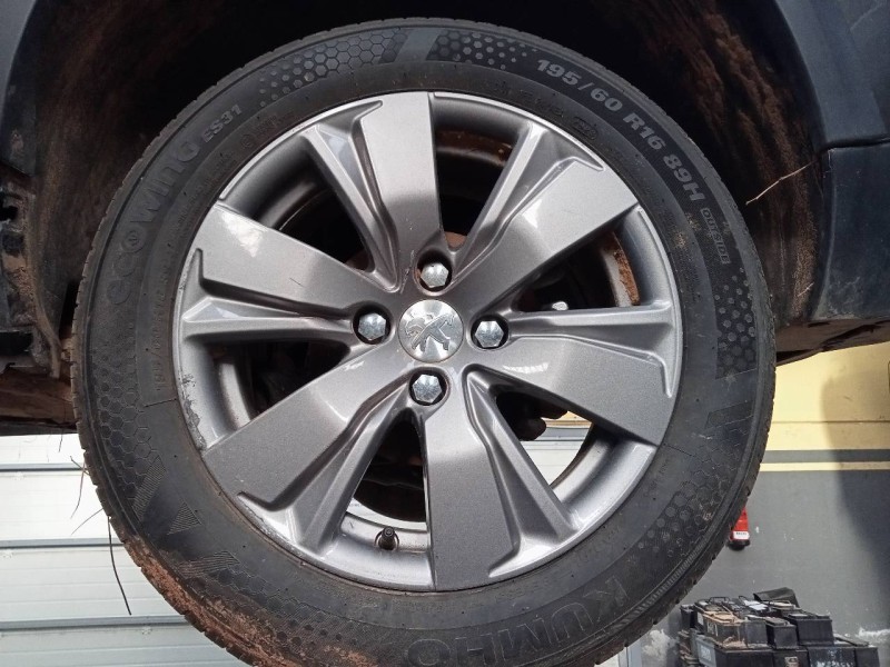 Recambio de llanta para peugeot 2008 (--.2013) access referencia OEM IAM 195/60/16  