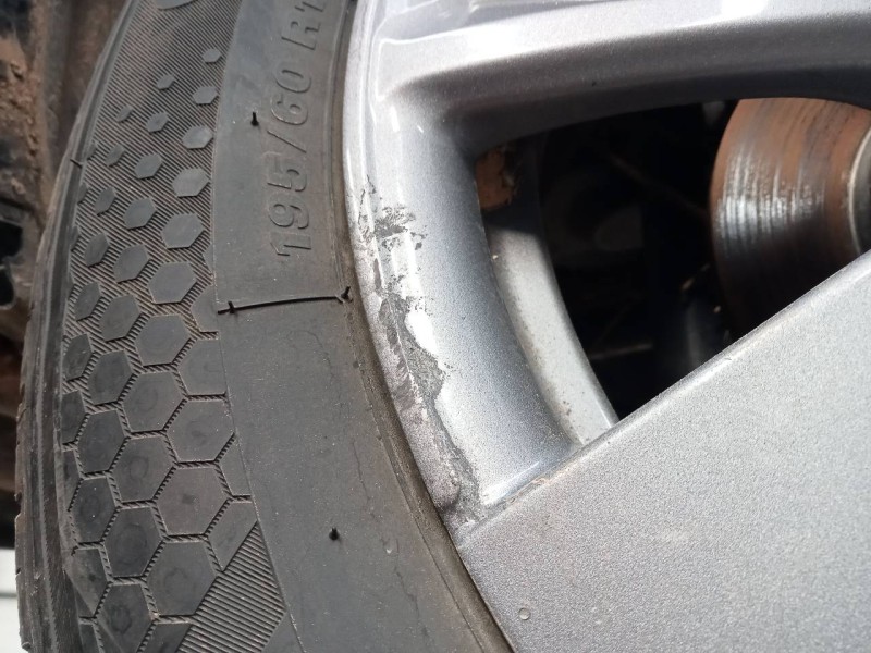 Recambio de llanta para peugeot 2008 (--.2013) access referencia OEM IAM 195/60/16  