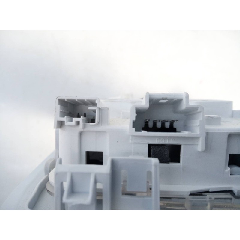 Recambio de luz interior para peugeot 208 active referencia OEM IAM   E3-B2-39-1