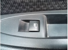 MANDO ELEVALUNAS DELANTERO DERECHO 