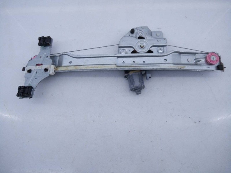 Recambio de elevalunas delantero derecho para peugeot 208 active referencia OEM IAM 9674254380  E1-A4-36-2