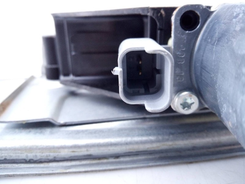 Recambio de elevalunas delantero derecho para peugeot 208 active referencia OEM IAM 9674254380  E1-A4-36-2