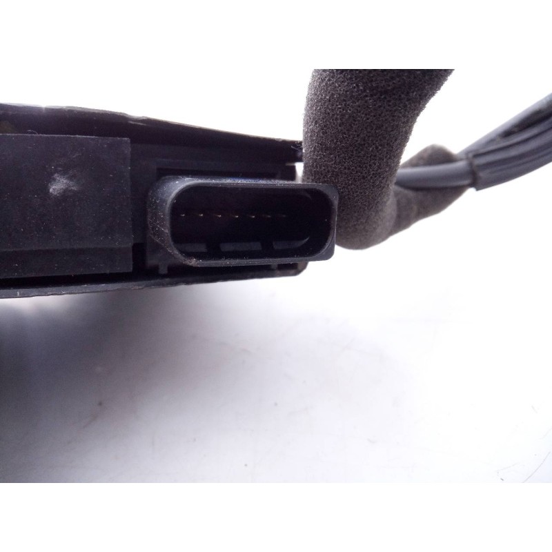 Recambio de cerradura puerta trasera izquierda para peugeot 308 active referencia OEM IAM 9826126080  E1-A4-52-1