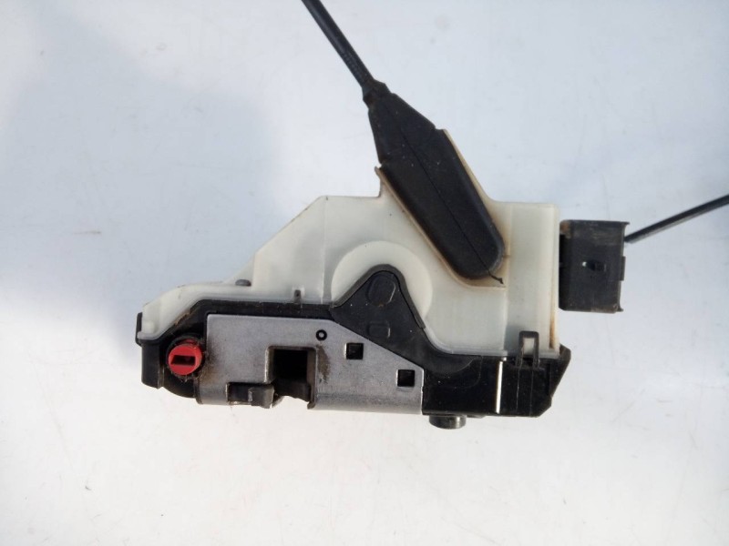 Recambio de cerradura puerta trasera izquierda para peugeot 208 active referencia OEM IAM 9812501280  E1-A4-36-1