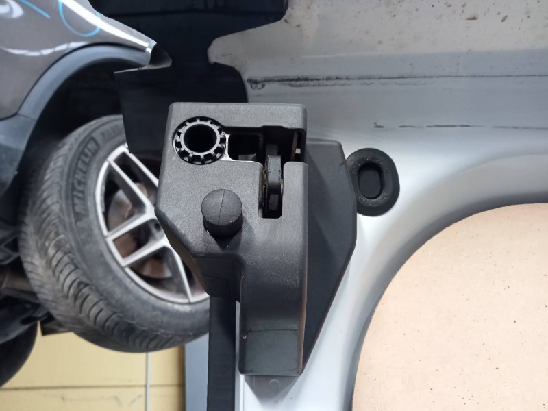 Recambio de cerradura maletero / porton para ford transit custom kasten panther referencia OEM IAM   