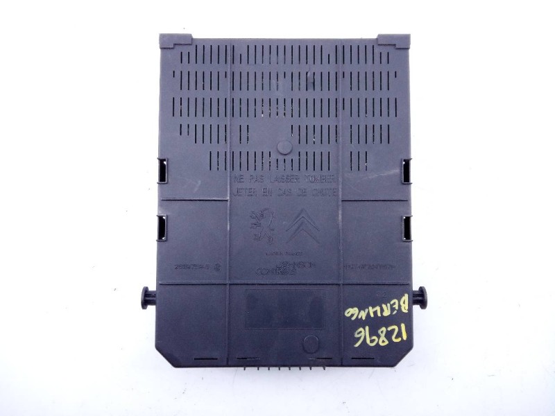 Recambio de caja reles / fusibles para citroen berlingo cuadro confort referencia OEM IAM   E3-B2-29-3