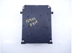 CAJA RELES / FUSIBLES 9664992380 S180121005H E3-B2-24-4