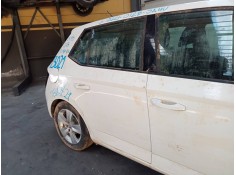 Recambio de puerta trasera derecha para skoda fabia active referencia OEM IAM    2