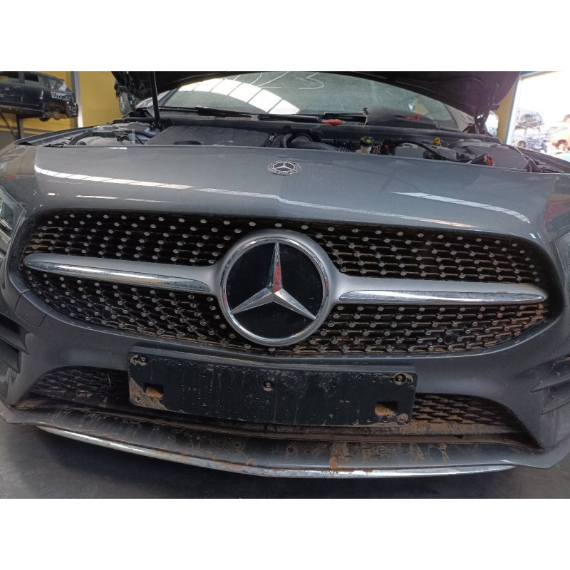 Recambio de rejilla delantera para mercedes clase a (bm 177) sedan a 200 referencia OEM IAM   