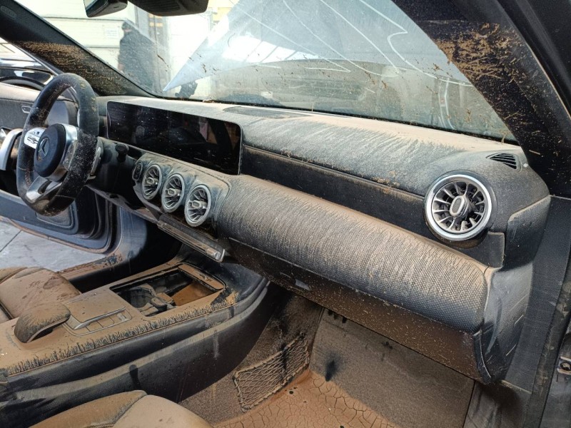 Recambio de salpicadero para mercedes clase a (bm 177) sedan a 200 referencia OEM IAM   