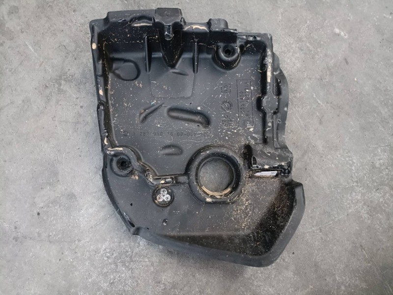 Recambio de tapa motor para mercedes clase a (bm 177) sedan a 200 referencia OEM IAM   