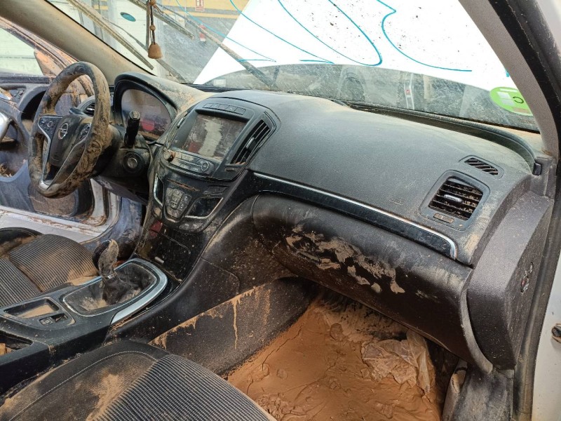 Recambio de salpicadero para opel insignia berlina cosmo referencia OEM IAM   