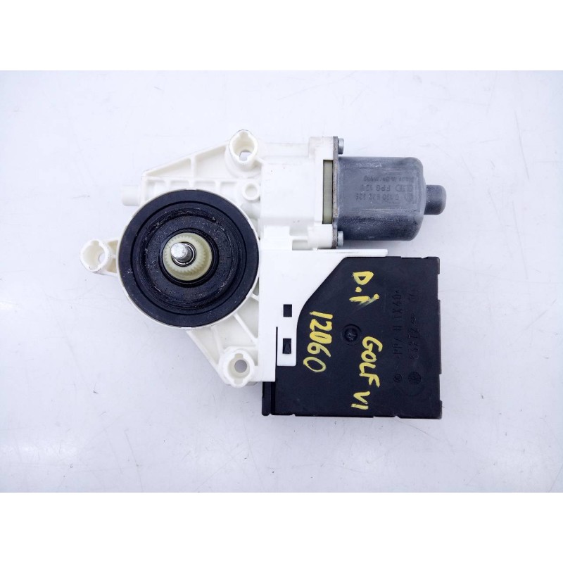 Recambio de motor elevalunas delantero izquierdo para volkswagen golf vi (5k1) rabbit bluemotion referencia OEM IAM 5K0959793A  