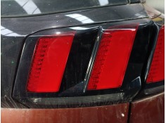 PILOTO TRASERO DERECHO PORTON 