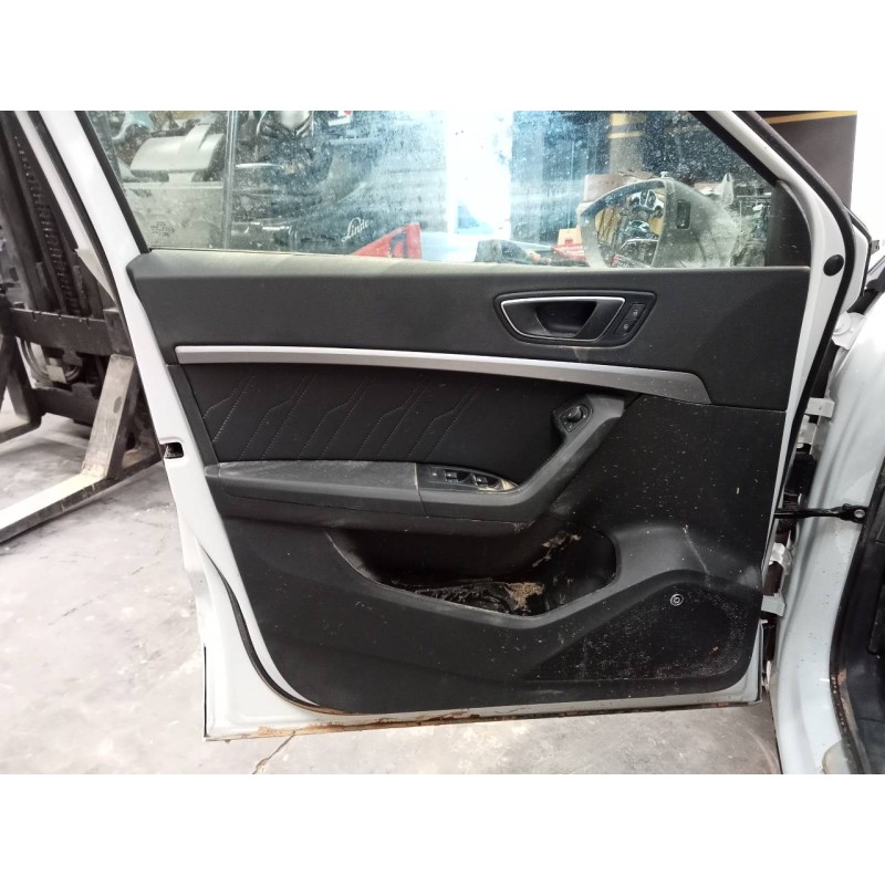 Recambio de guarnecido puerta delantera izquierda para seat ateca (kh7) xcellence referencia OEM IAM   