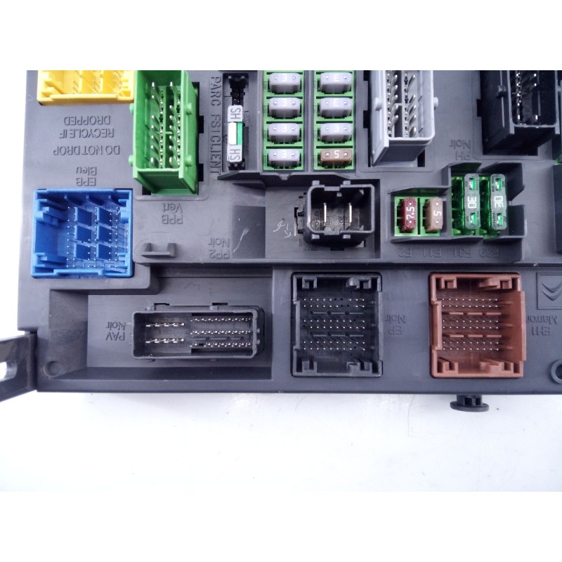 Recambio de caja reles / fusibles para citroen c4 lim. seduction referencia OEM IAM 966554748000 S180121003H 