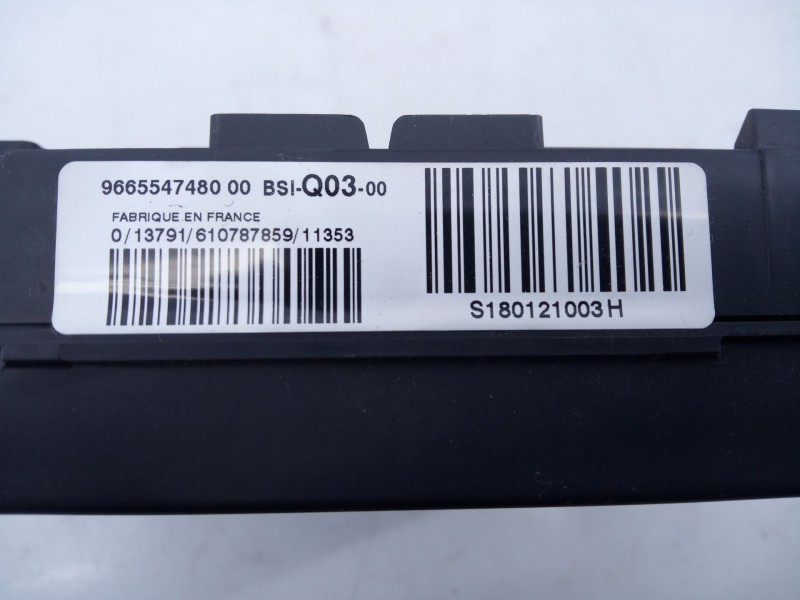 Recambio de caja reles / fusibles para citroen c4 lim. seduction referencia OEM IAM 966554748000 S180121003H 
