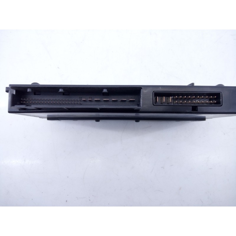 Recambio de modulo electronico para bmw serie 3 berlina (e90) 320d referencia OEM IAM 696803401  