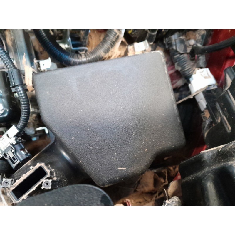 Recambio de filtro aire para toyota c-hr hybrid dynamic referencia OEM IAM   