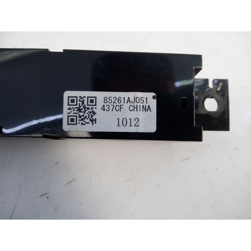 Recambio de pantalla multifuncion para subaru legacy kombi/outback b14 outback executive referencia OEM IAM   