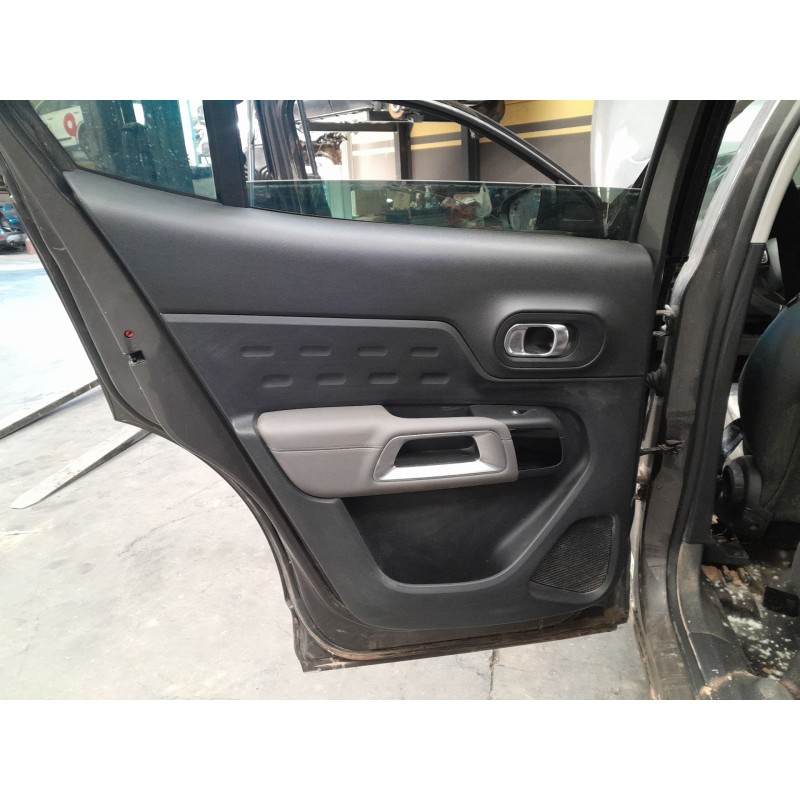 Recambio de guarnecido puerta trasera izquierda para citroen c5 aircross exclusive referencia OEM IAM   