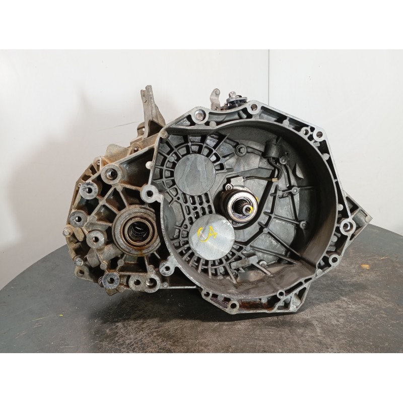Recambio de caja cambios para opel zafira tourer expression referencia OEM IAM F40 R14069713 M1-A3-49