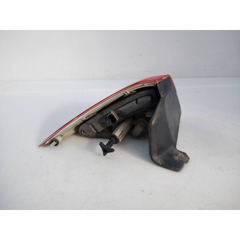 Recambio de piloto trasero derecho para renault laguna iii dynamique referencia OEM IAM   E1-A1-31-1