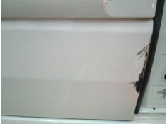 Recambio de puerta trasera derecha para renault laguna iii dynamique referencia OEM IAM    2