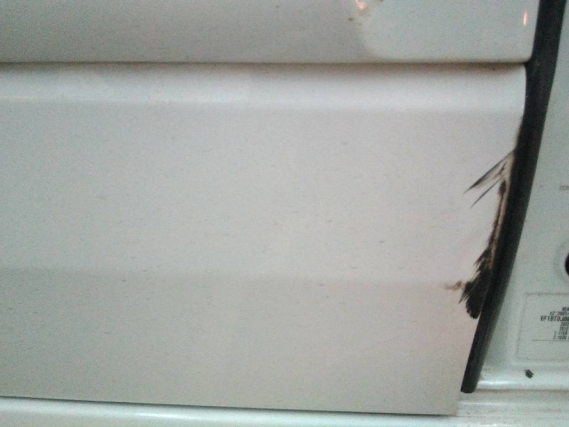 Recambio de puerta trasera derecha para renault laguna iii dynamique referencia OEM IAM   