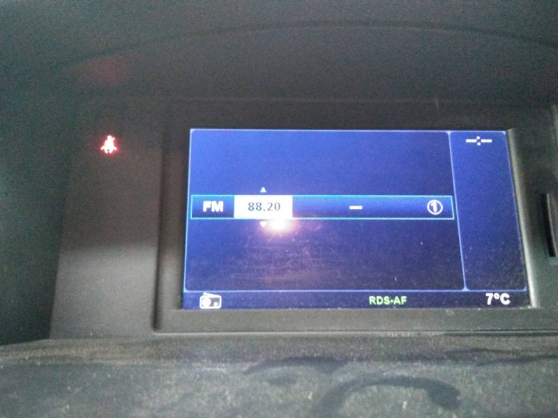 Recambio de pantalla multifuncion para renault laguna iii dynamique referencia OEM IAM   