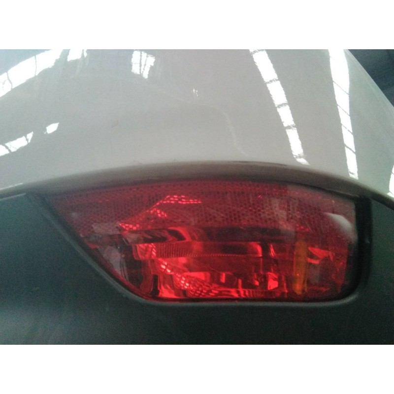 Recambio de piloto trasero derecho paragolpes para renault laguna iii dynamique referencia OEM IAM   