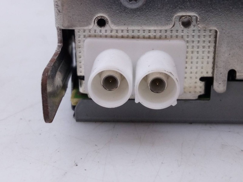 Recambio de sistema audio / radio cd para audi a3 sportback (8p) 1.6 tdi ambiente referencia OEM IAM 8P0035186S  E2-A1-10-7