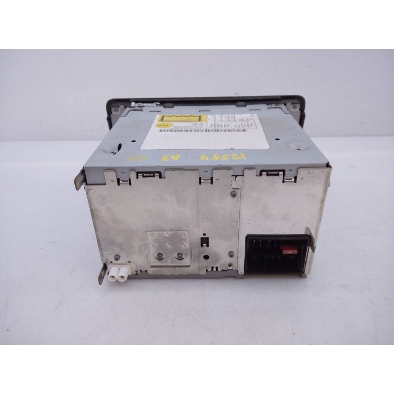 Recambio de sistema audio / radio cd para audi a3 sportback (8p) 1.6 tdi ambiente referencia OEM IAM 8P0035186S  E2-A1-10-7