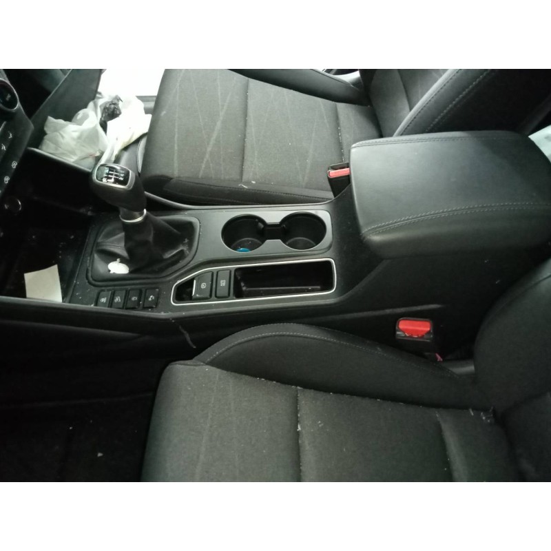 Recambio de consola central para hyundai tucson essence 2wd referencia OEM IAM   